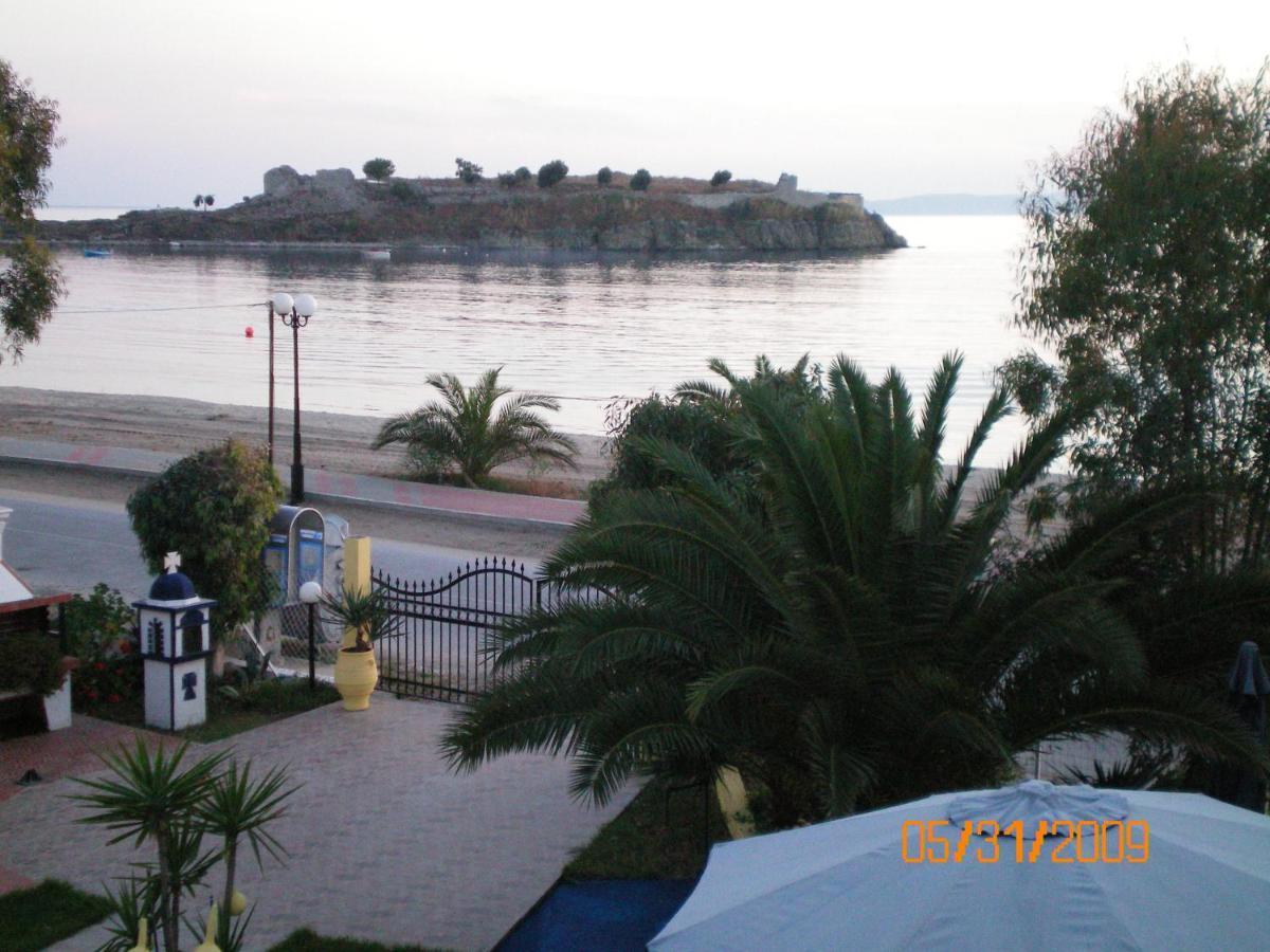 Studios Castro Toroni Buitenkant foto
