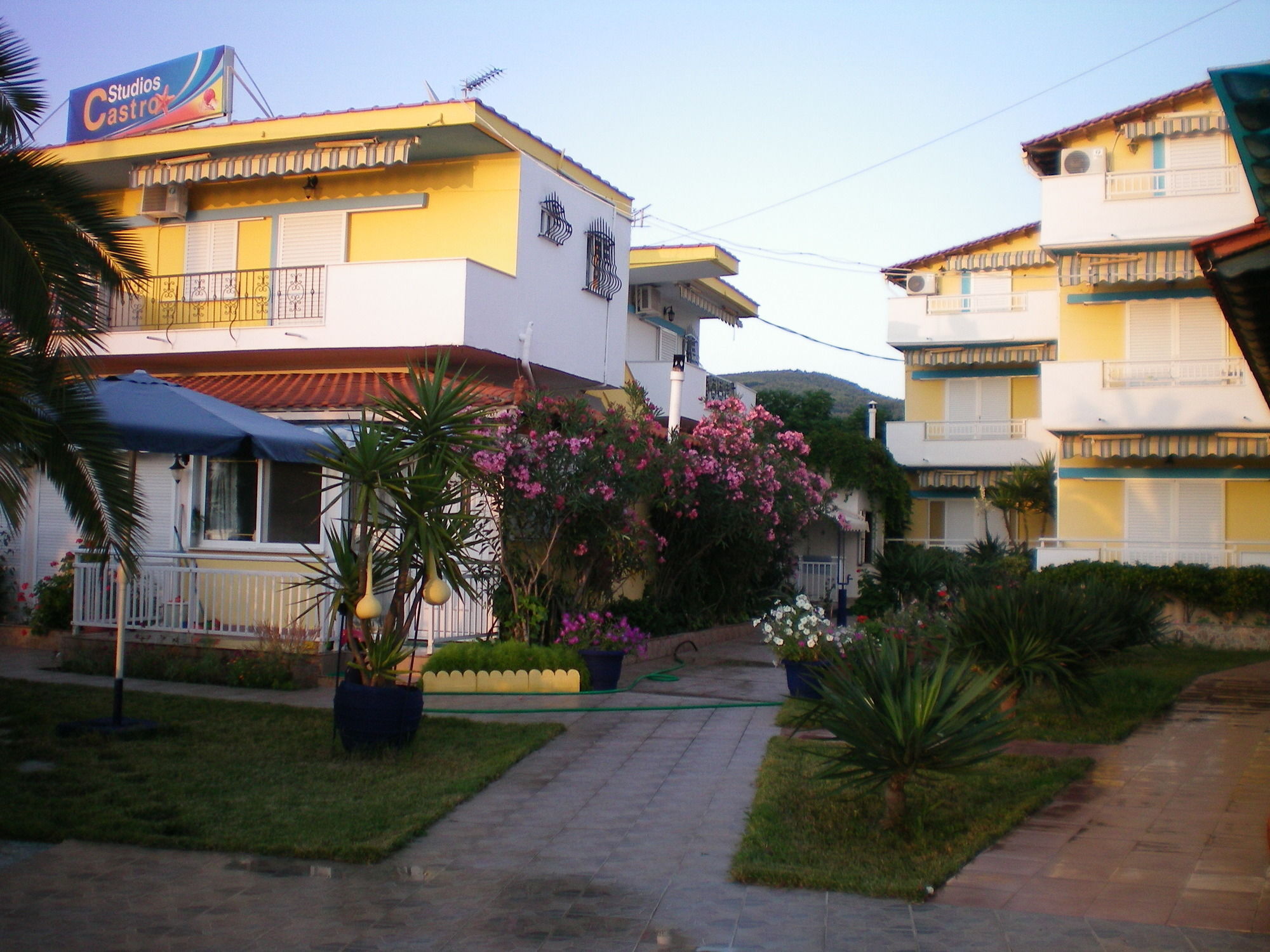 Studios Castro Toroni Buitenkant foto